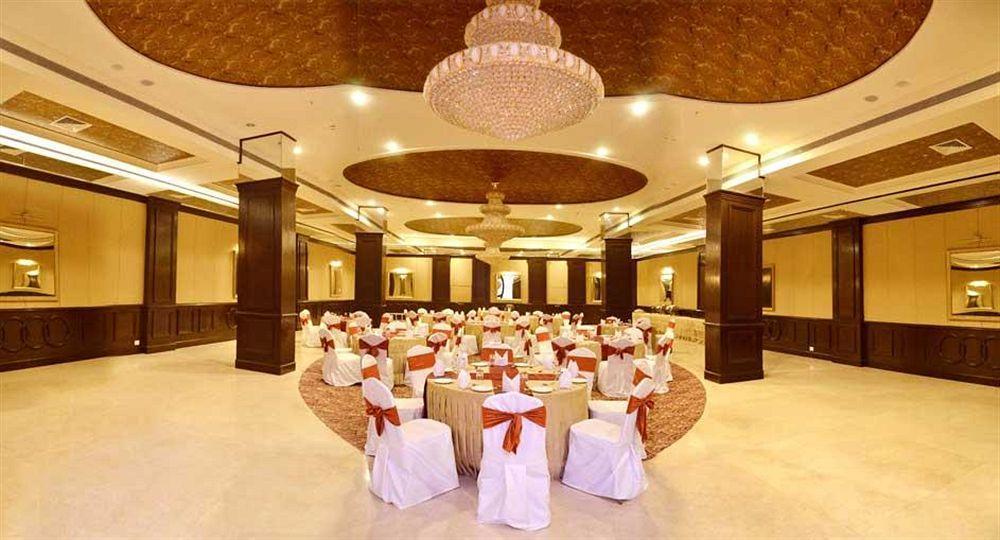 Mango Hotel Jaipur Extérieur photo